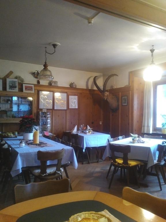 Gasthaus Alte Post Zillis Exteriér fotografie